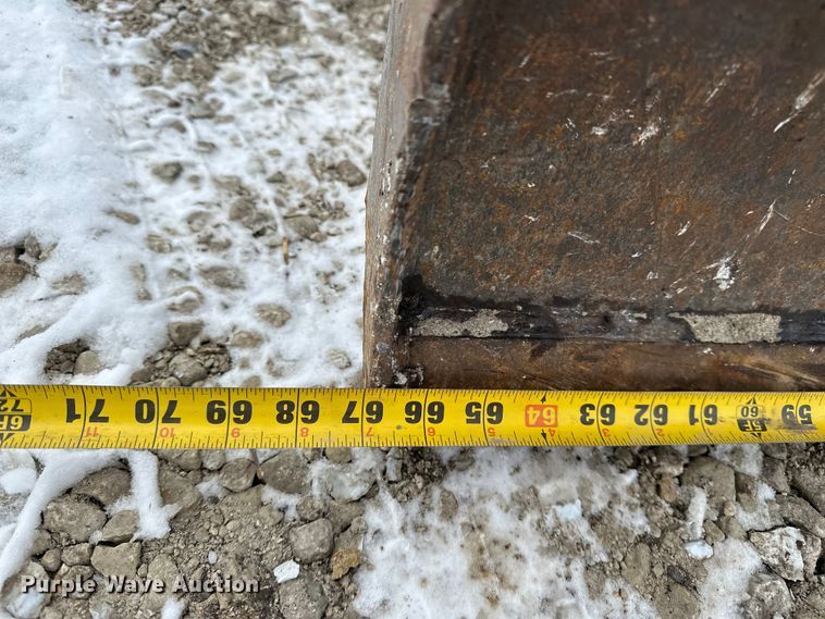 image for item DV0795 2003 Kubota KX121-3 mini excavator