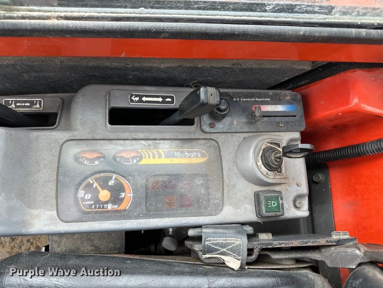 image for item DV0795 2003 Kubota KX121-3 mini excavator