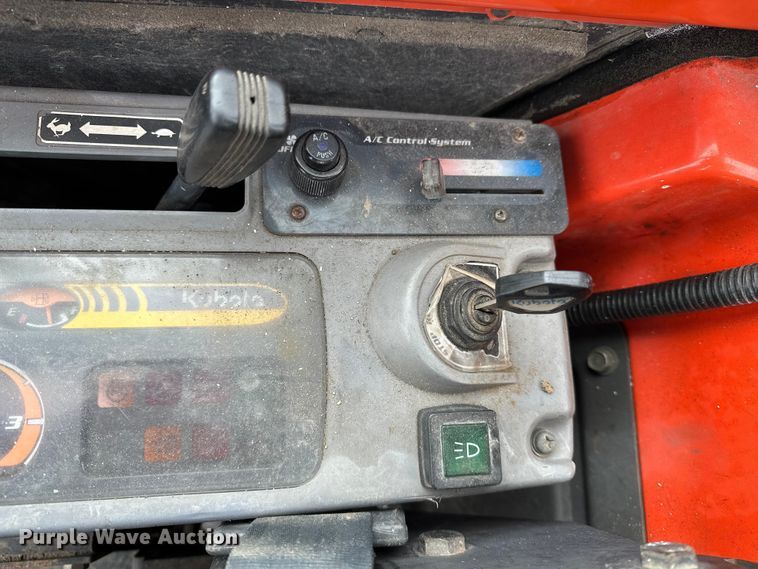 image for item DV0795 2003 Kubota KX121-3 mini excavator