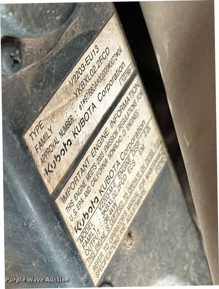 image for item DV0795 2003 Kubota KX121-3 mini excavator