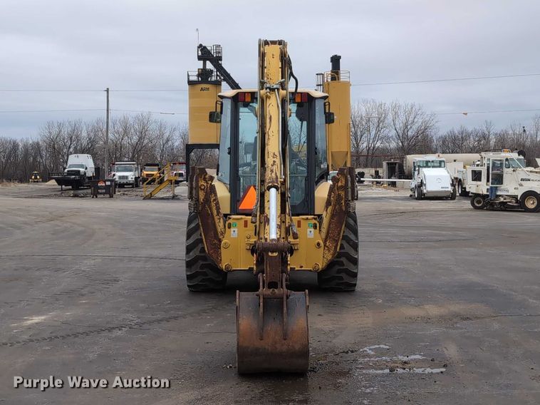 image for item DV0801 2004 Komatsu WB150 backhoe