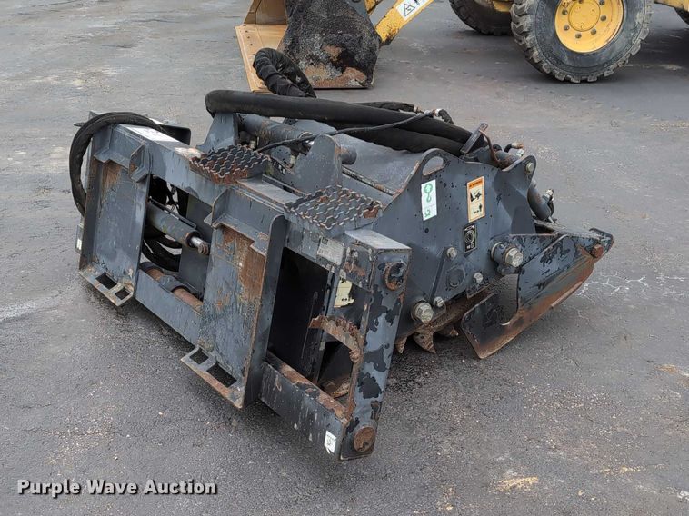 image for item DV0802 2000 Caterpillar PC6 skid steer cold planer