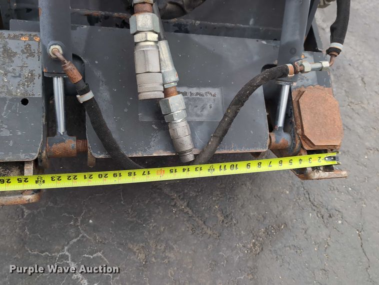 image for item DV0802 2000 Caterpillar PC6 skid steer cold planer