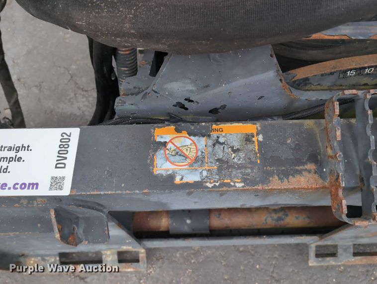 image for item DV0802 2000 Caterpillar PC6 skid steer cold planer