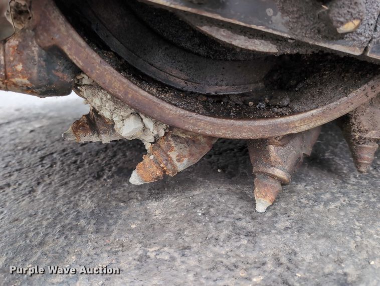 image for item DV0802 2000 Caterpillar PC6 skid steer cold planer