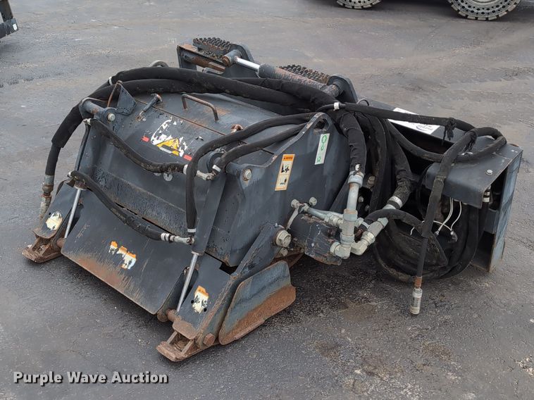 image for item DV0803 2000 Caterpillar PC9 skid steer cold planer