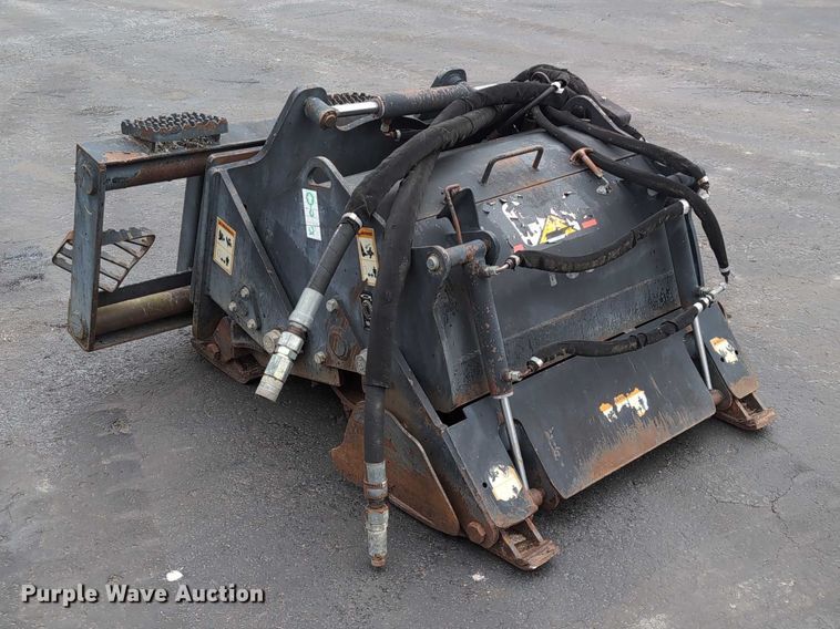 image for item DV0803 2000 Caterpillar PC9 skid steer cold planer