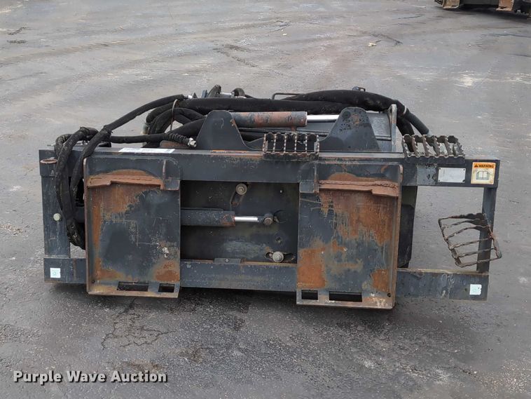 image for item DV0803 2000 Caterpillar PC9 skid steer cold planer