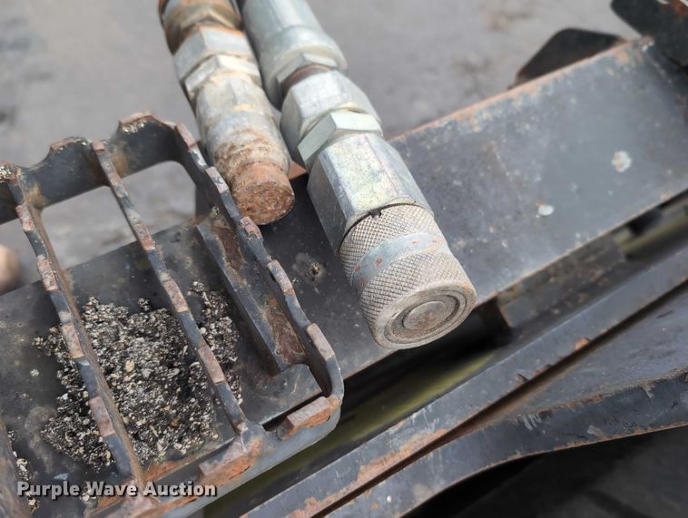 image for item DV0803 2000 Caterpillar PC9 skid steer cold planer