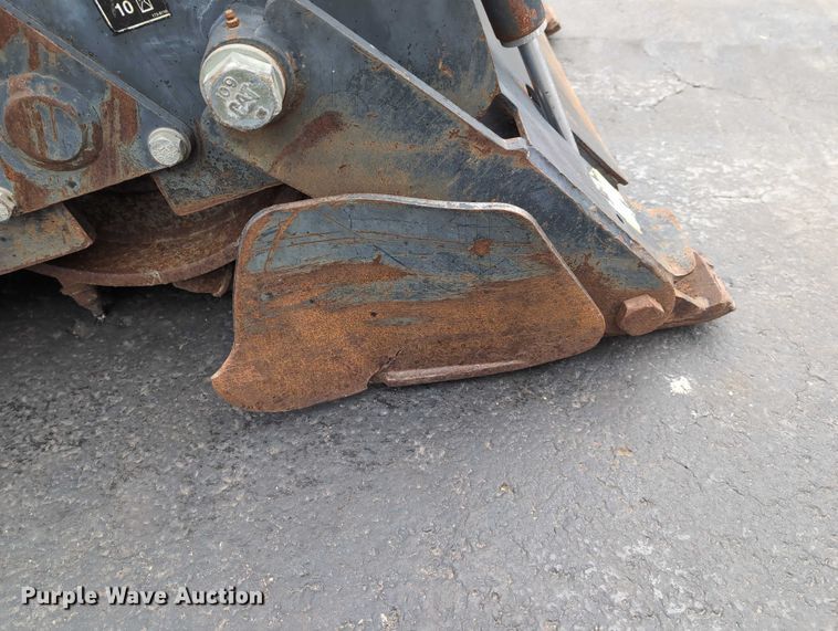 image for item DV0803 2000 Caterpillar PC9 skid steer cold planer