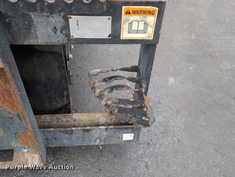 image for item DV0803 2000 Caterpillar PC9 skid steer cold planer