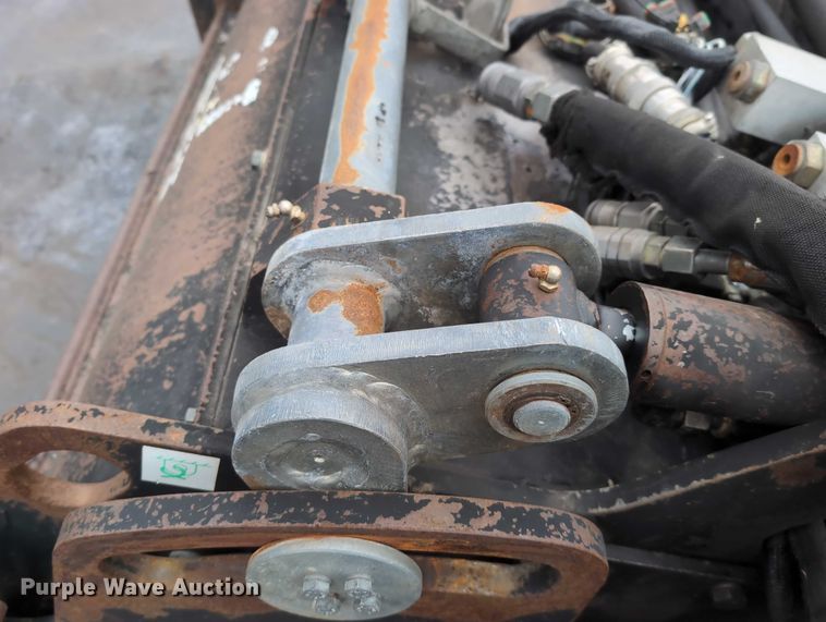 image for item DV0804 2005 Caterpillar PC210 skid steer cold planer