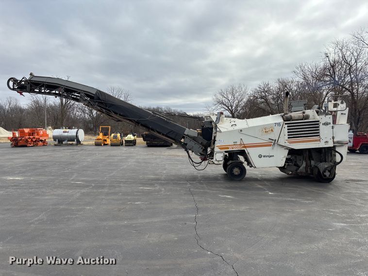 image for item DV0810 Wirtgen W1200F milling machine