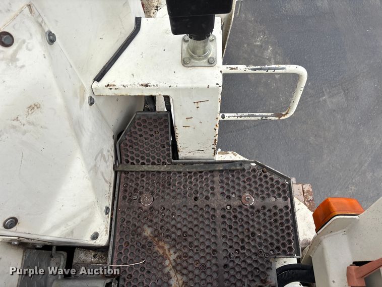 image for item DV0810 Wirtgen W1200F milling machine