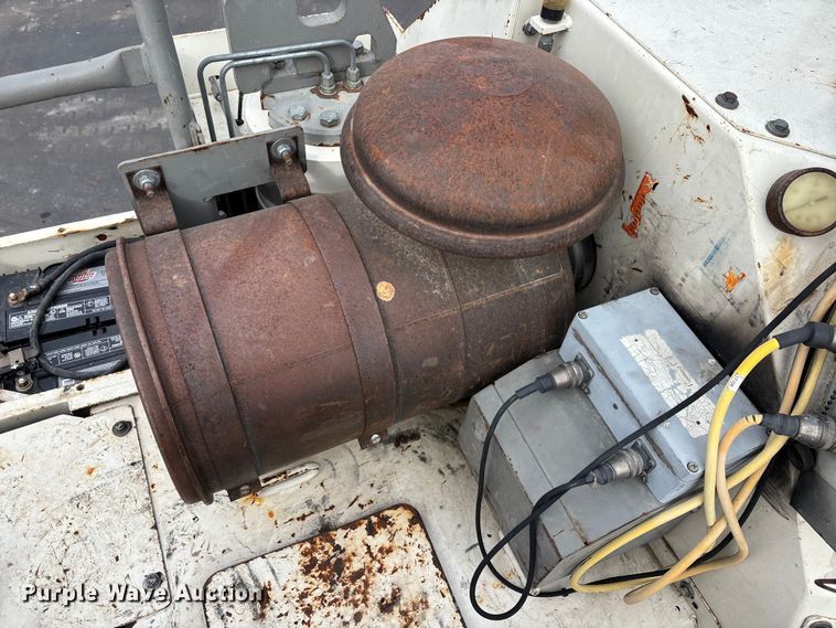 image for item DV0810 Wirtgen W1200F milling machine