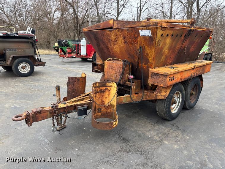 image for item DV0811 Asphalt reclaimer trailer