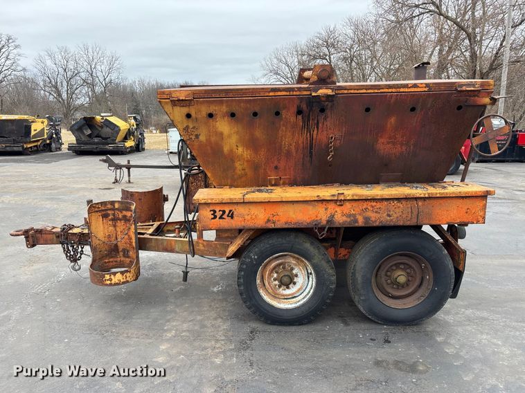 image for item DV0811 Asphalt reclaimer trailer