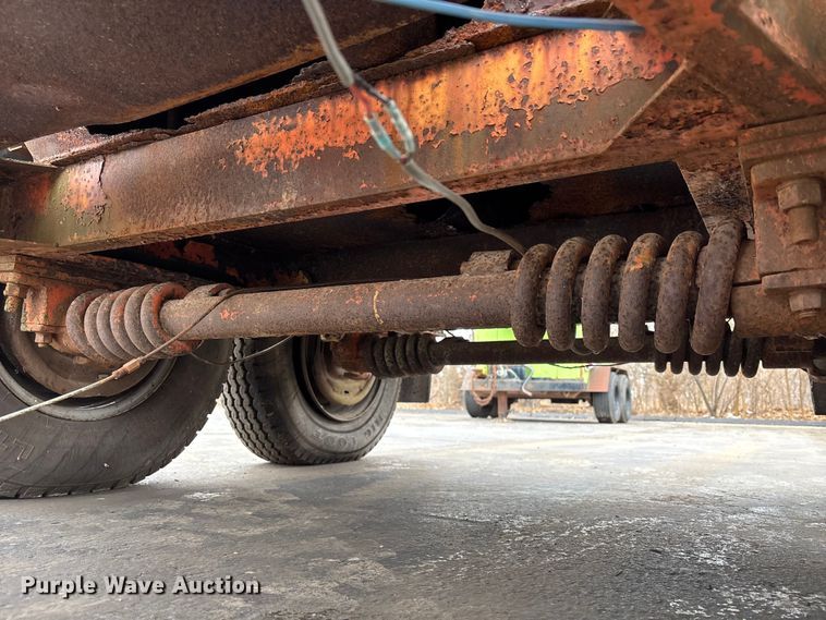 image for item DV0811 Asphalt reclaimer trailer