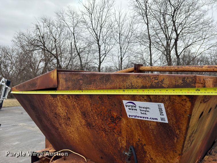 image for item DV0811 Asphalt reclaimer trailer