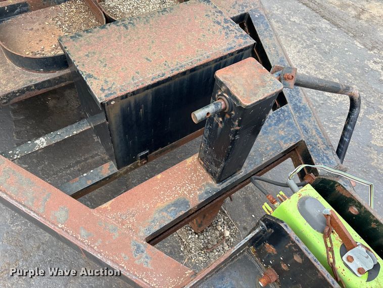 image for item DV0812 1998 Ray-Tech RC 8000 asphalt reclaimer trailer