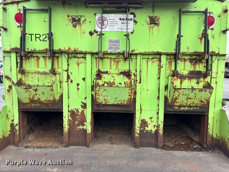 image for item DV0812 1998 Ray-Tech RC 8000 asphalt reclaimer trailer