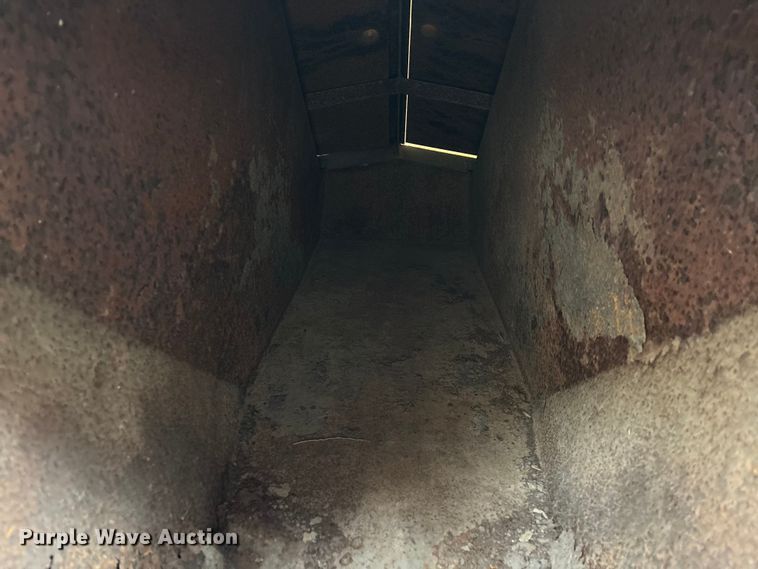 image for item DV0812 1998 Ray-Tech RC 8000 asphalt reclaimer trailer