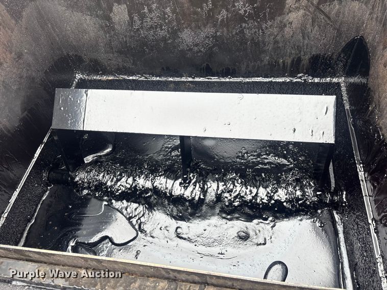 image for item DV0815 Cimline pothole patcher