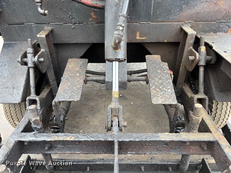 image for item DV0816 Seal coat machine