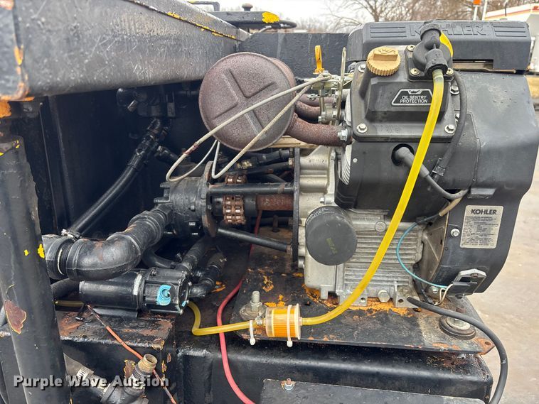 image for item DV0816 Seal coat machine