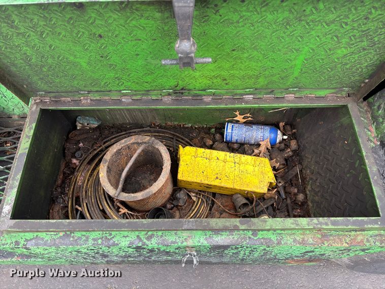 image for item DV0817 Maxima II seal coat machine