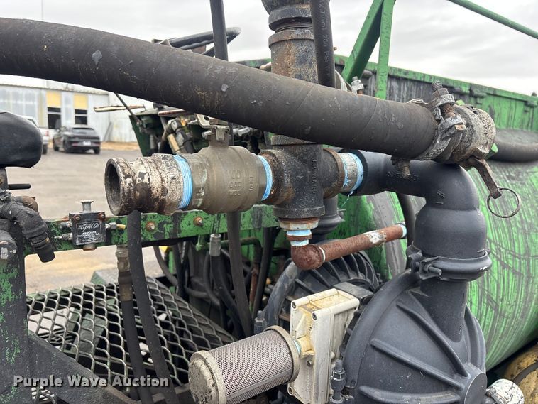 image for item DV0817 Maxima II seal coat machine