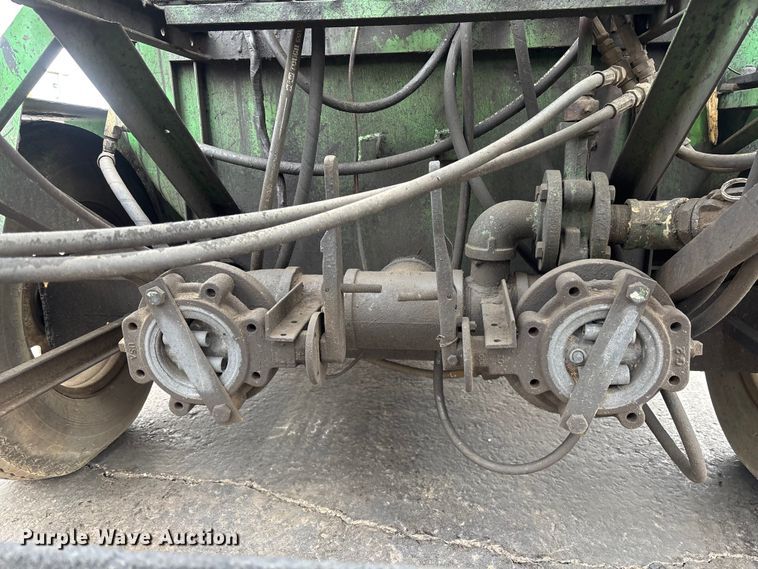 image for item DV0817 Maxima II seal coat machine