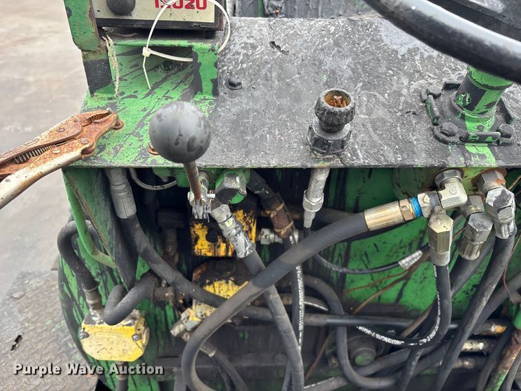 image for item DV0817 Maxima II seal coat machine