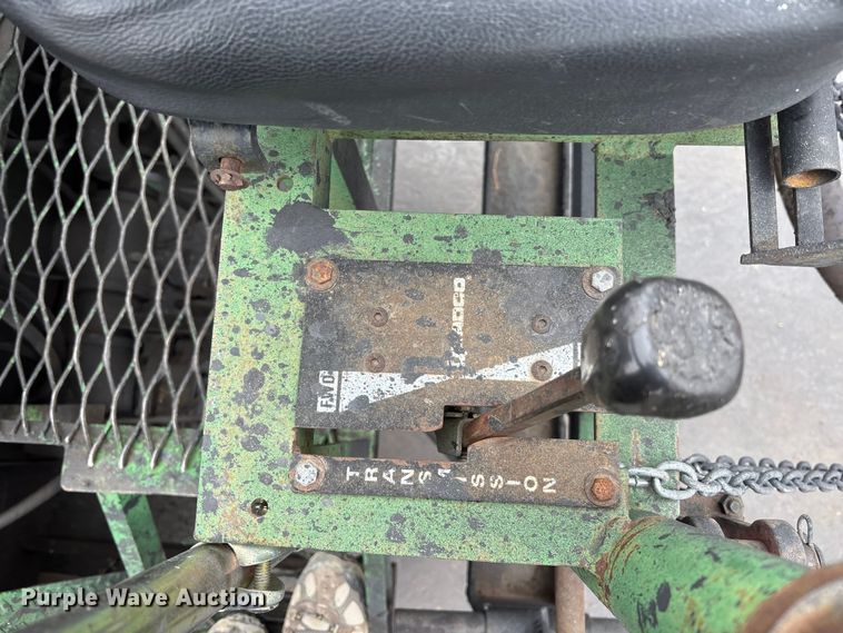 image for item DV0817 Maxima II seal coat machine