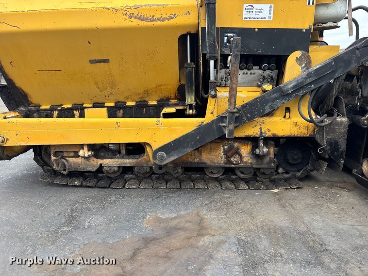 image for item DV0820 2006 Mauldin 1750-C paver