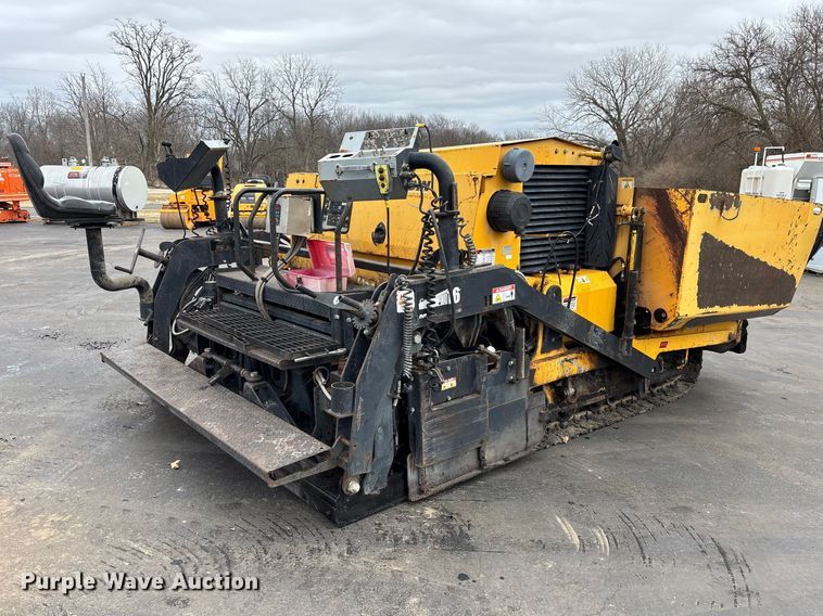 image for item DV0821 2005 Mauldin 1750-C paver