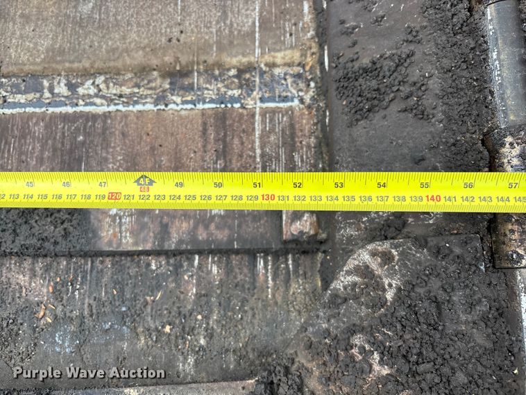 image for item DV0821 2005 Mauldin 1750-C paver