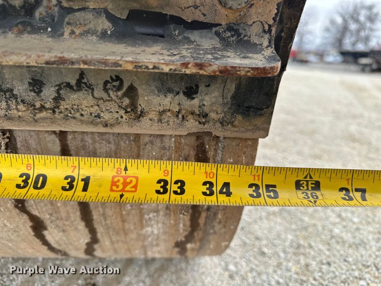 image for item DV0822 Wacker Neuson double drum vibratory roller