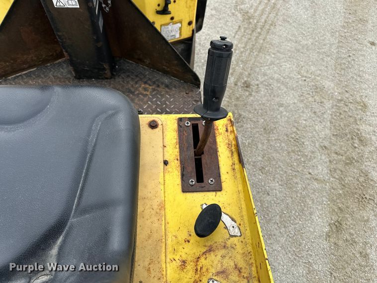 image for item DV0822 Wacker Neuson double drum vibratory roller