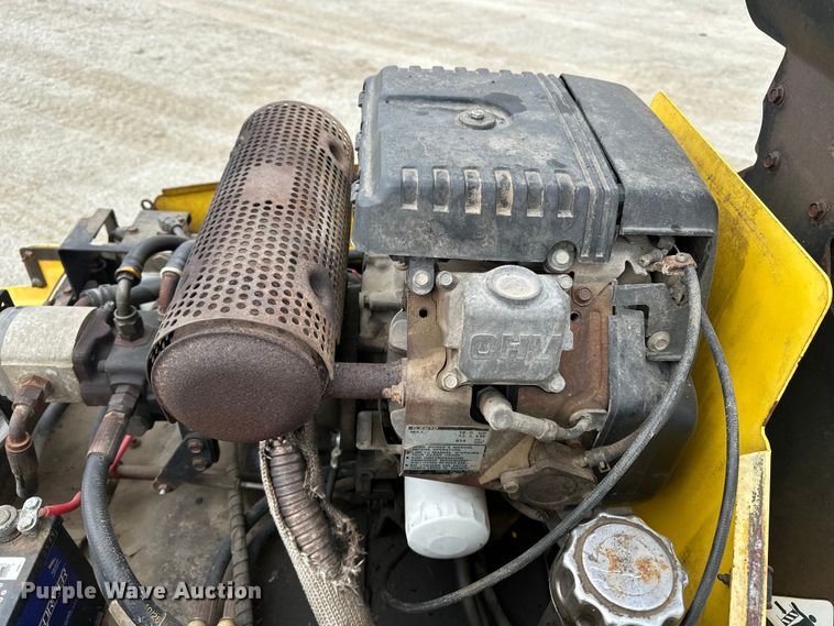 image for item DV0822 Wacker Neuson double drum vibratory roller