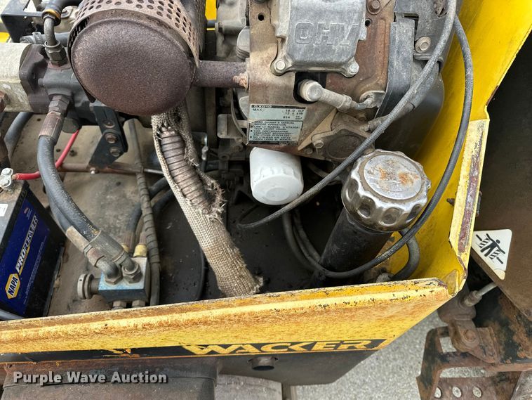 image for item DV0822 Wacker Neuson double drum vibratory roller