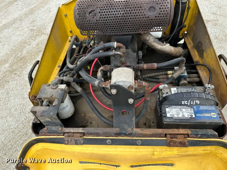 image for item DV0822 Wacker Neuson double drum vibratory roller