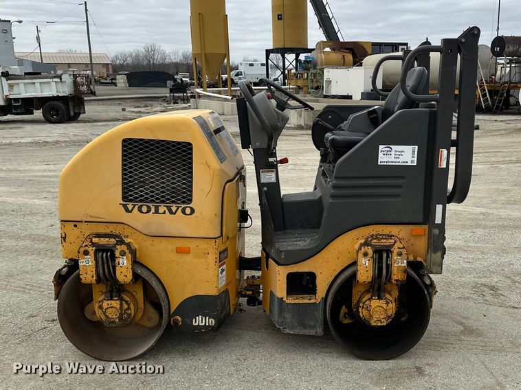 image for item DV0823 2012 Volvo DD16 double drum vibratory roller