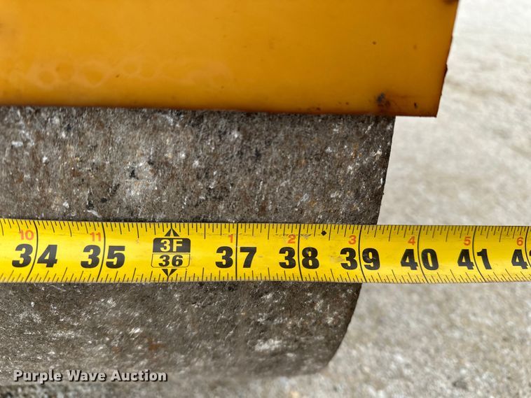 image for item DV0823 2012 Volvo DD16 double drum vibratory roller