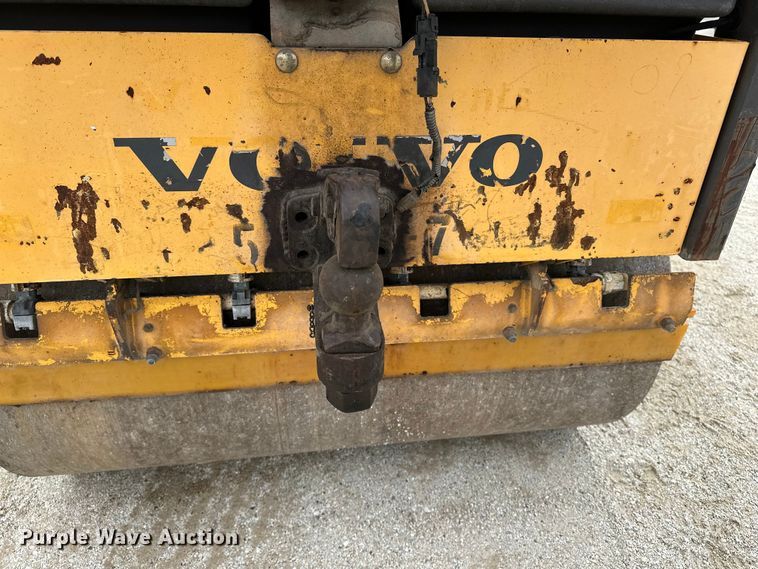 image for item DV0823 2012 Volvo DD16 double drum vibratory roller