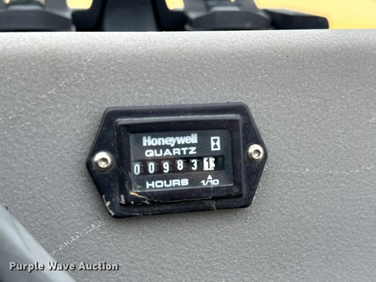 image for item DV0823 2012 Volvo DD16 double drum vibratory roller