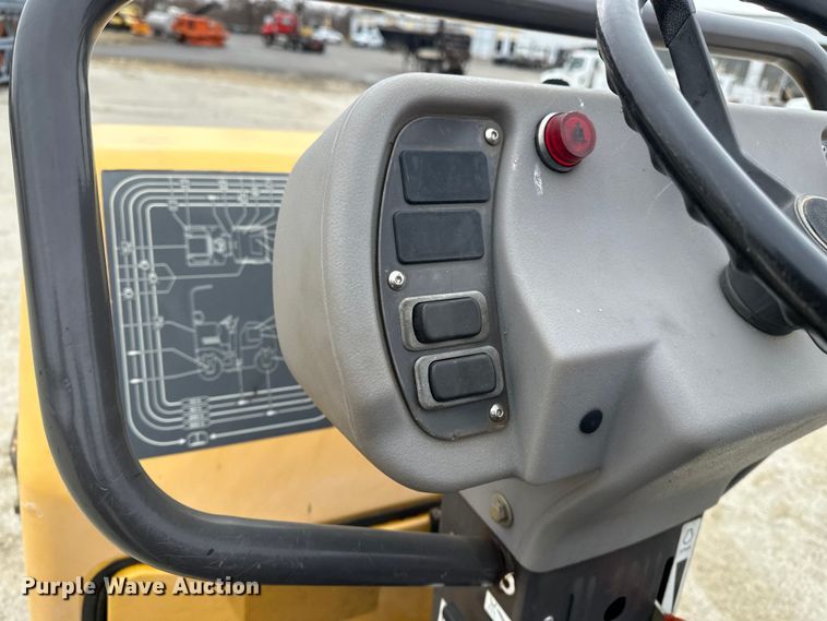 image for item DV0823 2012 Volvo DD16 double drum vibratory roller