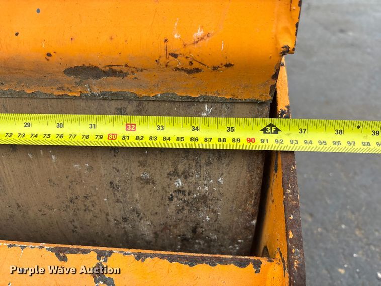 image for item DV0824 2002 Leeboy 300 double drum roller