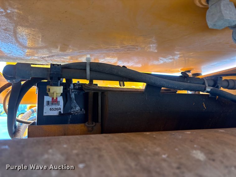 image for item DV0824 2002 Leeboy 300 double drum roller