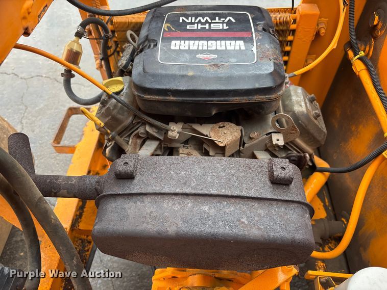 image for item DV0824 2002 Leeboy 300 double drum roller